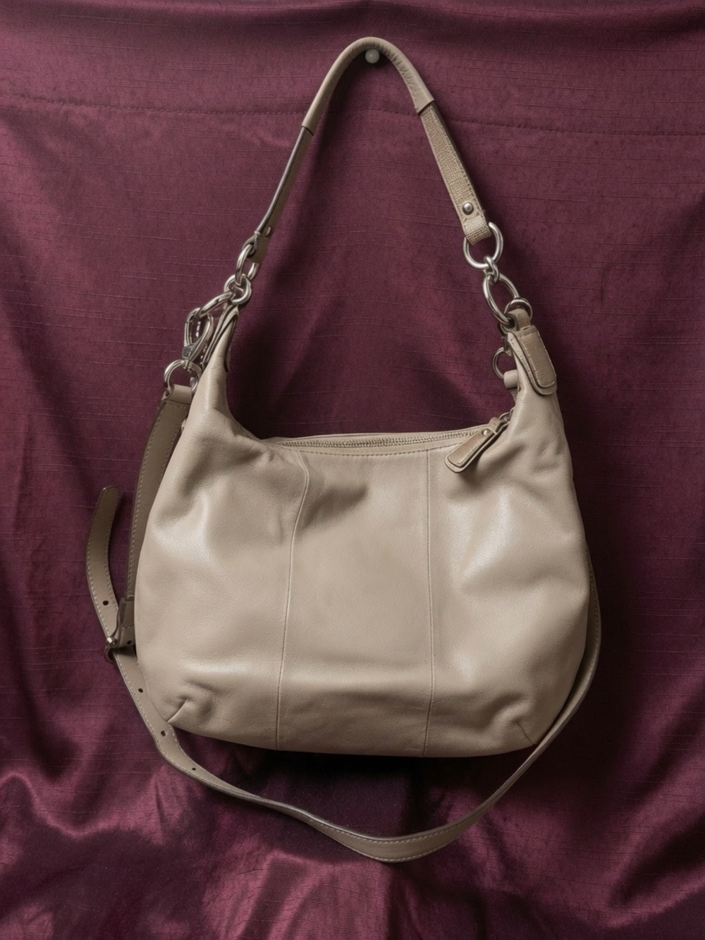Coach Kristin Leather Hobo Bag Taupe Fawn Beige Silver Hardware ๐โจ - Picture 4 of 16